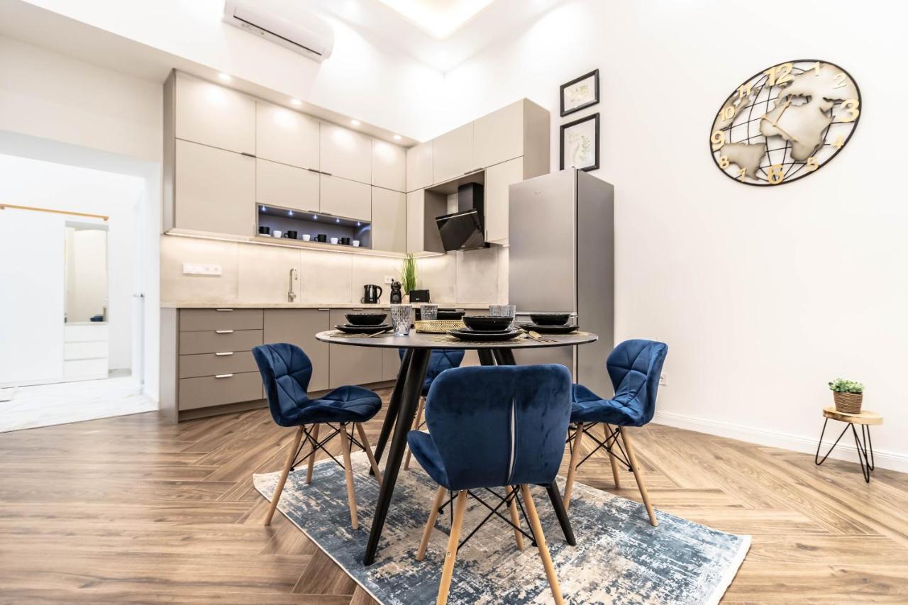 Assea Elegant Apartment With 2 Bedroom In Downtown Budapeste Exterior foto
